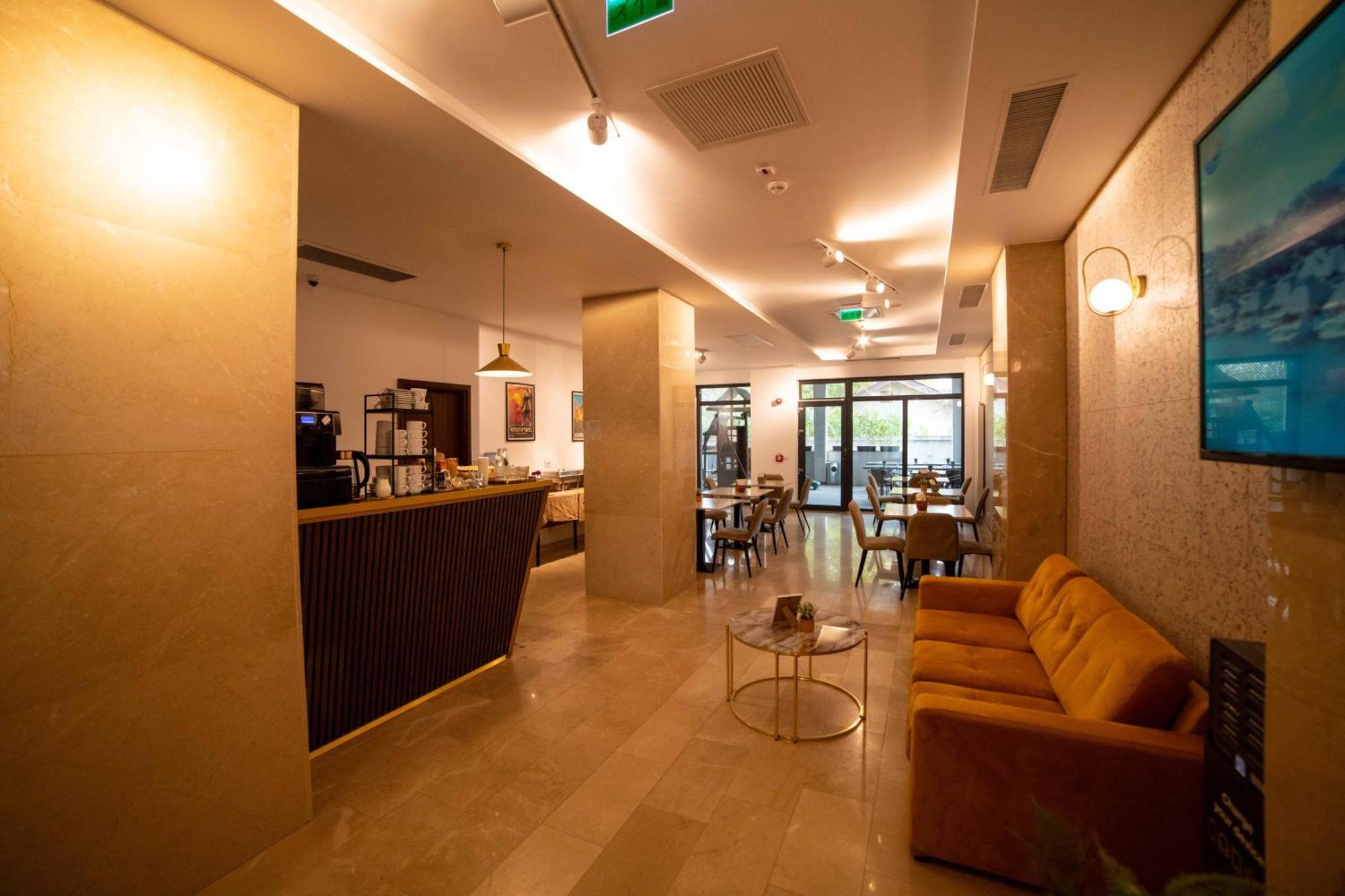 Bucharest Airport Accomodation Aparthotel Otopeni Exterior photo