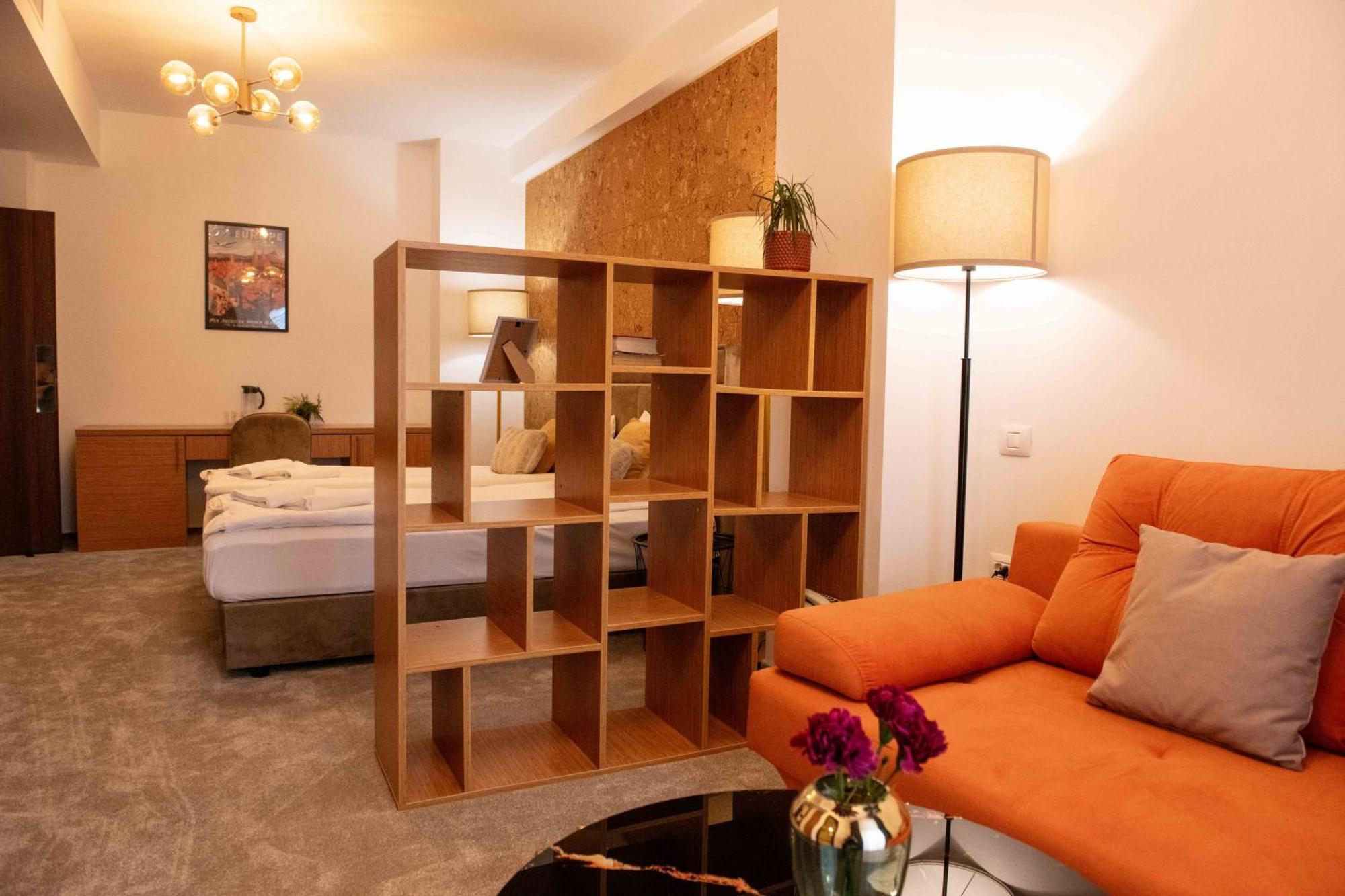 Bucharest Airport Accomodation Aparthotel Otopeni Exterior photo