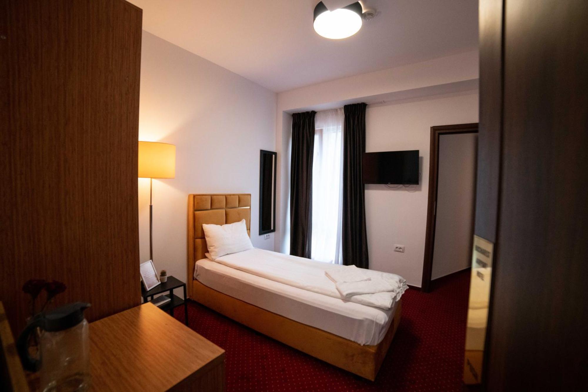 Bucharest Airport Accomodation Aparthotel Otopeni Exterior photo