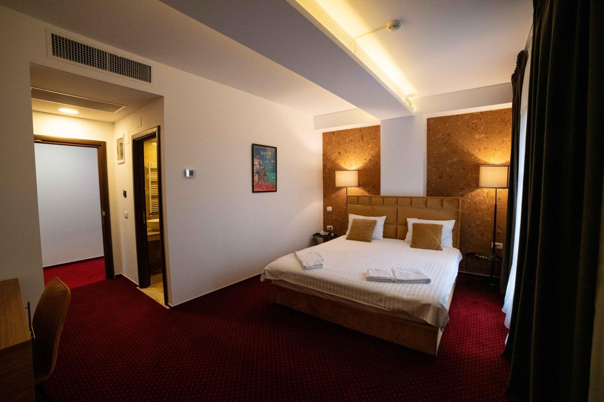 Bucharest Airport Accomodation Aparthotel Otopeni Exterior photo